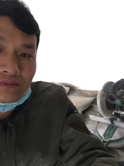 安装踢脚线安装踢脚线