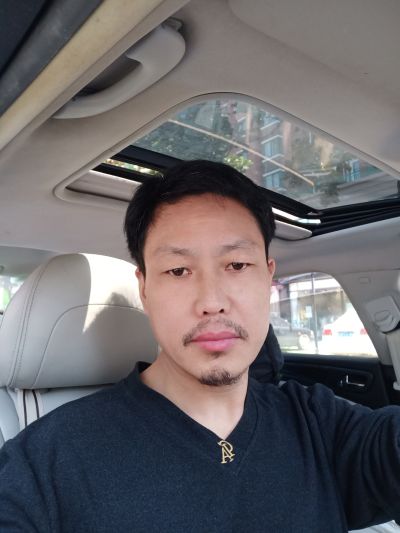 5月1号别人都放假了就我一个人在人家公司展厅修补