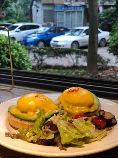 餐饮