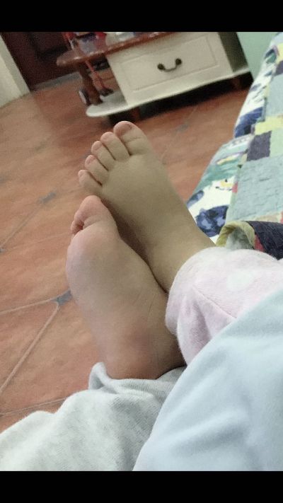 嗯哼