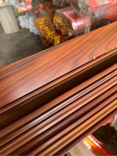 建伟铝材门窗