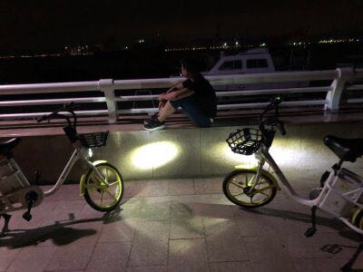 九零后团队施工现场