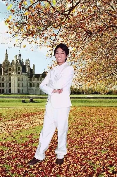 专业安装木门和铝合金门，有需要的可以联系我