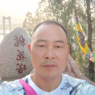 专业贴砖