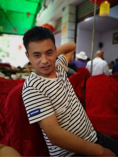 家装刮灰做漆家装刮灰做漆