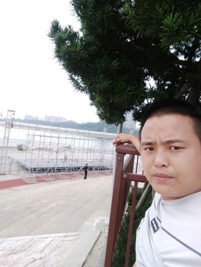 多年专业，木作，全屋定制安装经验，有温州需要的老板可以联系13262339015