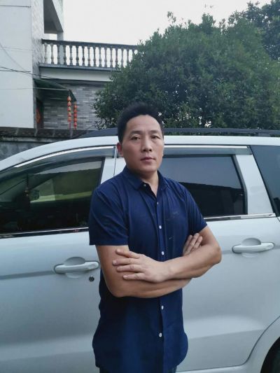空调安装移机家具卫浴安装专业旧房翻新自流平施工