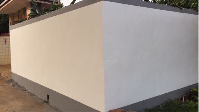 建筑施工队砌砖抹灰