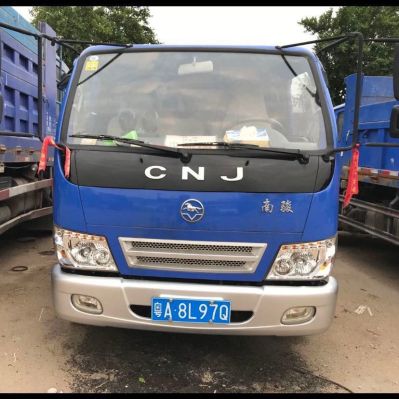 工程车