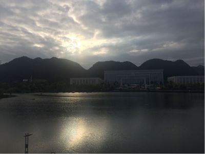 无