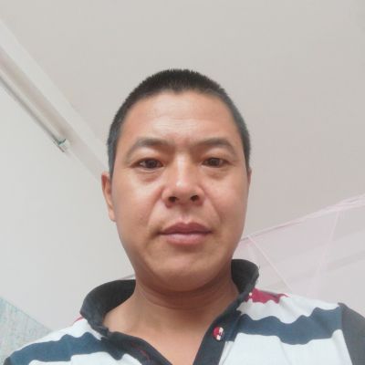 木地板铺地板脚线