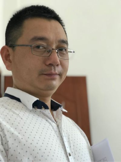 贴墙纸