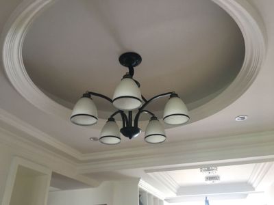 安装灯具安装灯具搬运