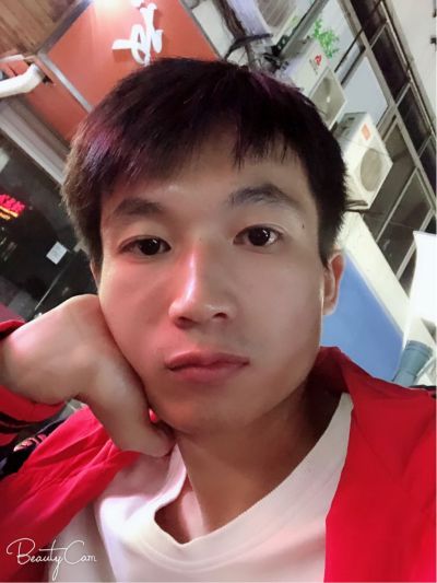 安装衣厨柜门