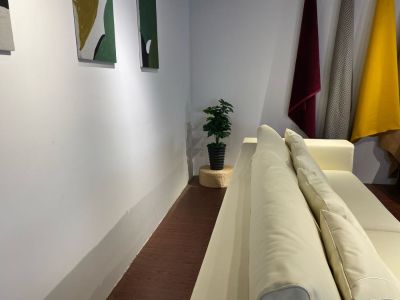 叶集区锦绣城搬一个沙发 一个跑步机一个餐桌一个单边书架 三个纸箱