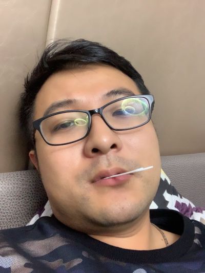 有100多平空间需要隔段坐办公室