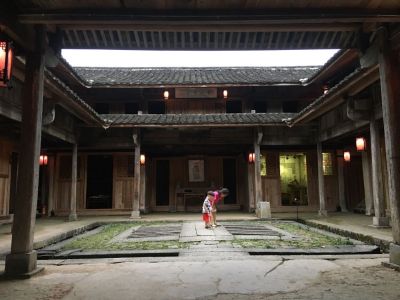 安装灯具家具