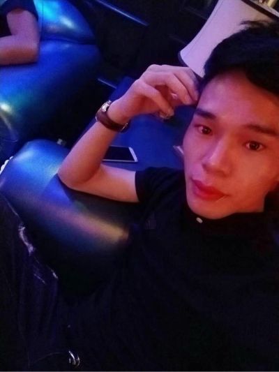 广告安装电焊高空作业安装维修