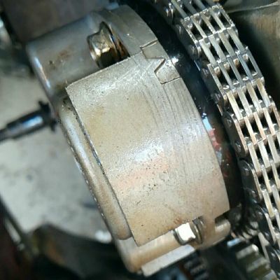 水电加地板汽车维修板地安装壁纸安装