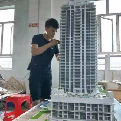 用胶水粘一下，很简单