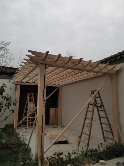 无防腐木安装花园防腐木防腐木保养