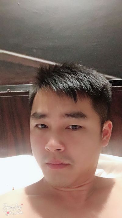 天花定制衣柜无