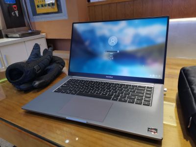 电脑维修维修电脑回收电脑