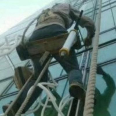 创世高空维修漏水