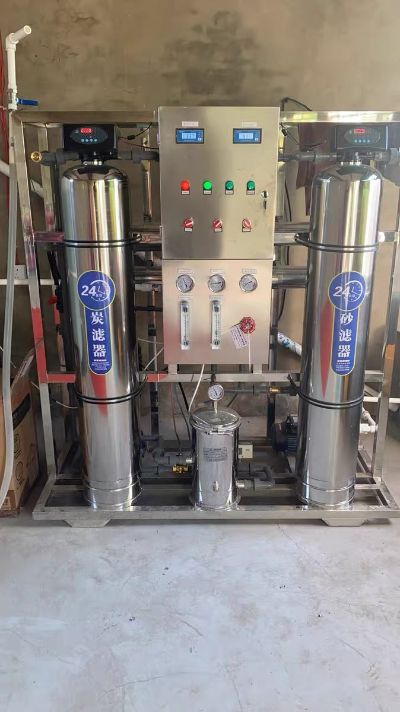 专卖净水器，安装维修保养售后服务