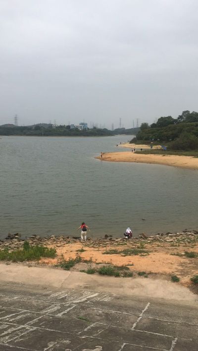 扇灰油漆翻新
