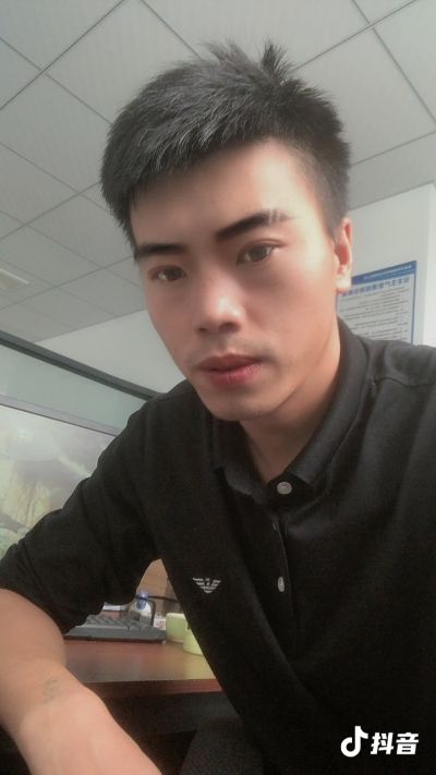 建德市三都镇骏泓起重机械租赁服务部成立于2019年09月，是一家专业的三都镇塔吊租赁公司，自公司成立以来经过几年的不懈努力已成为本行业中发展较快、规模较大、实力较强的专业化、规范化的起重机械设备租赁企业。公司通过科学的管理、优质的服务和重合同守信用的严谨作风赢得了广大用户的充分信赖。