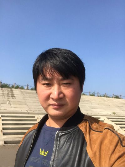 玻璃防装贴，需要贴一下，一块地贴