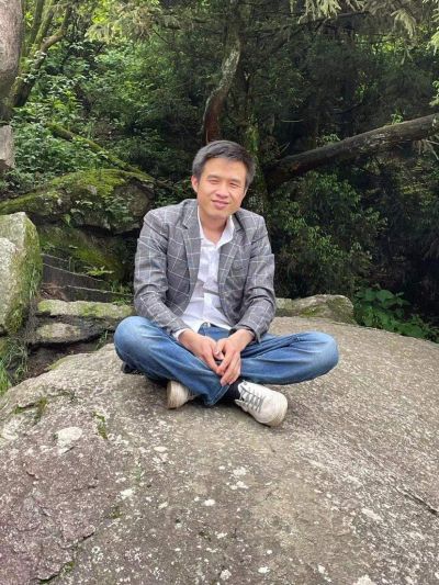 木工事务木工天花安装天花吊顶安装灯具等等