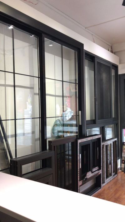外墙打胶补漏门窗维修安装卫浴晾衣杆家具饰品挂画