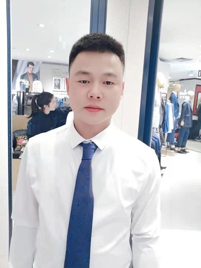 贴墙纸墙布