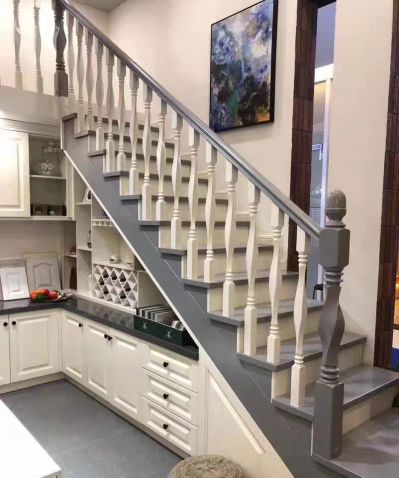 梦想城整梯完工  有需要安装实木楼梯 旋转楼梯 楼梯扶手的联系我15554522771