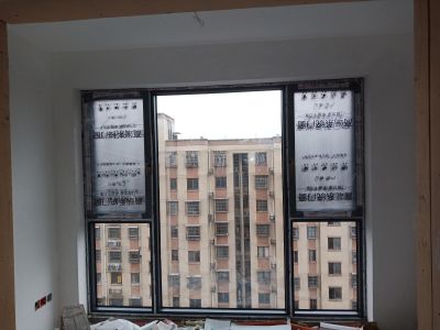 阳光房，门窗，纱窗，雨棚，淋浴房，晾衣架有需要的用户欢迎来电，15958816569