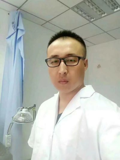 按摩按摩师按摩