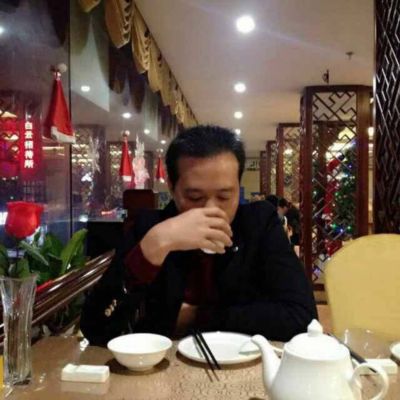 铝合金安门窗