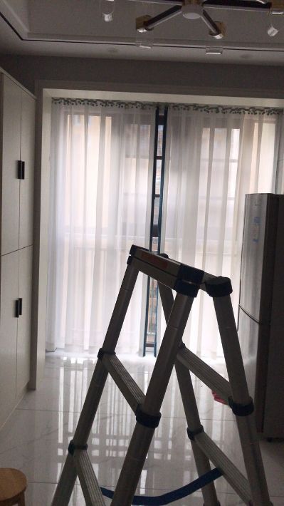 窗帘安装
