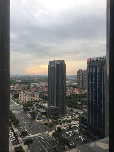 贴瓷砖泥工
