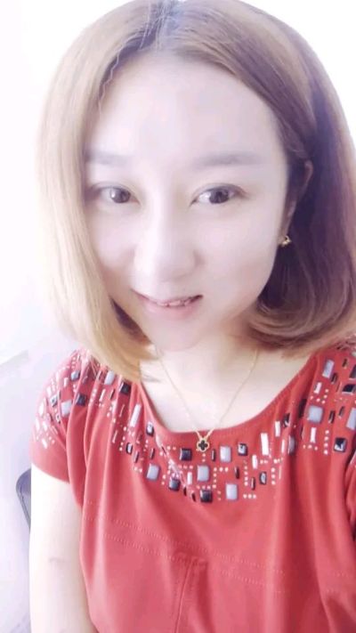 美甲美睫毛