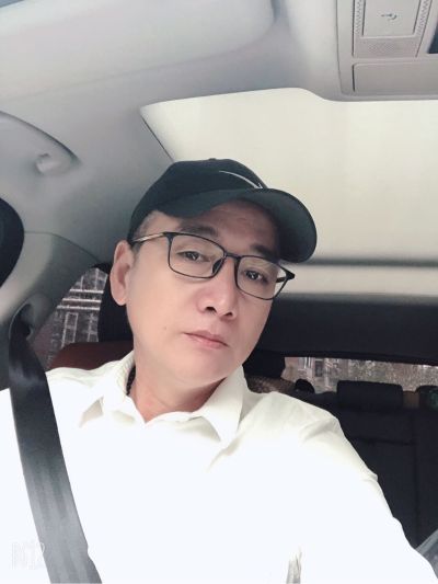 面包车拉货客