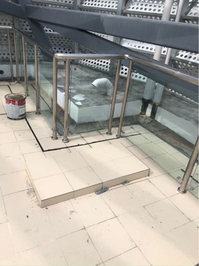 砌墙贴砖装修