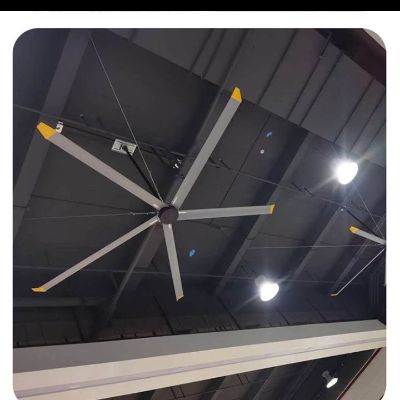 安装工业吊扇负压风机排水管排线