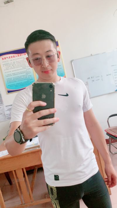 游泳教练小物件组装王者荣耀代练陪逛街陪吃饭
