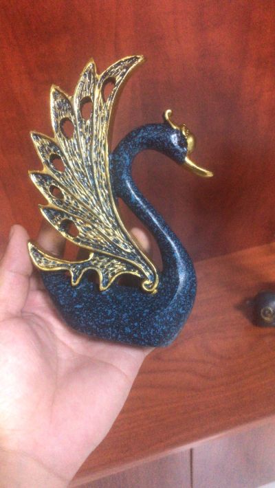 树脂摆件主要生产树脂