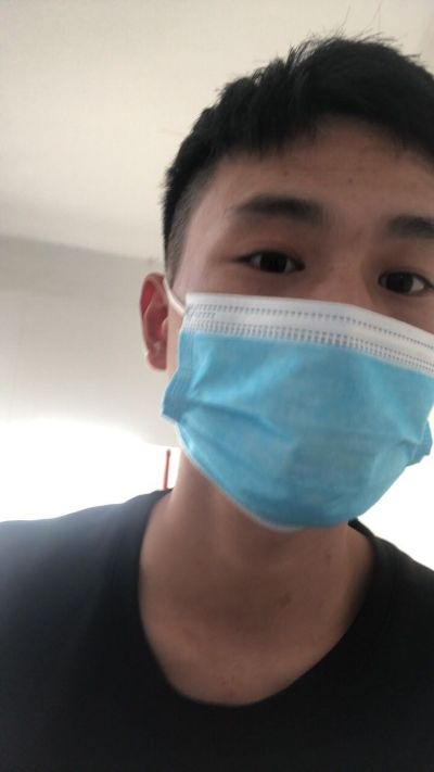 卫浴砸墙按灯