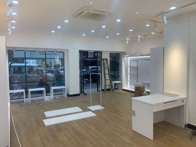 木工安装家具