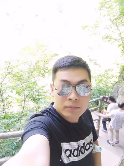 贴壁布